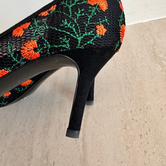 Fall Floral Print Mesh / Fabric Pumps Heels Size 8.5 - Picture 3 of 10